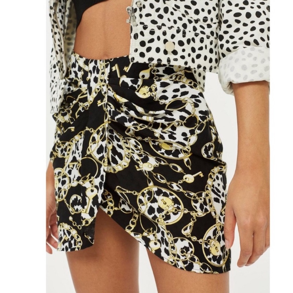TOPSHOP chain print mini skirt